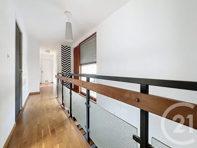 Appartement F6 &agrave; louer - 6 pi&egrave;ces - 135,78 m2 - Vandoeuvre Les Nancy - 54 - LORRAINE