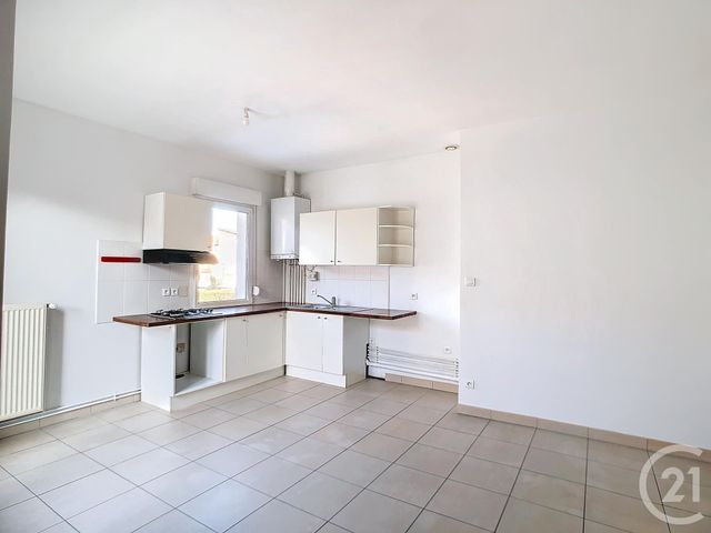 Appartement F3 &agrave; louer - 3 pi&egrave;ces - 71,11 m2 - Lay St Christophe - 54 - LORRAINE