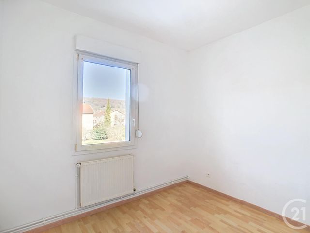 Appartement F3 &agrave; louer - 3 pi&egrave;ces - 71,11 m2 - Lay St Christophe - 54 - LORRAINE