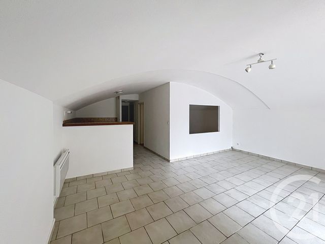 Appartement &agrave; louer - 2 pi&egrave;ces - 80 m2 - Maxeville - 54 - LORRAINE