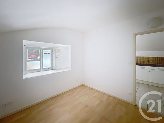 Appartement &agrave; louer - 2 pi&egrave;ces - 80 m2 - Maxeville - 54 - LORRAINE