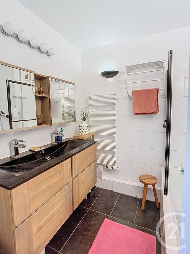 Appartement F4 &agrave; louer - 4 pi&egrave;ces - 97,50 m2 - Nancy - 54 - LORRAINE