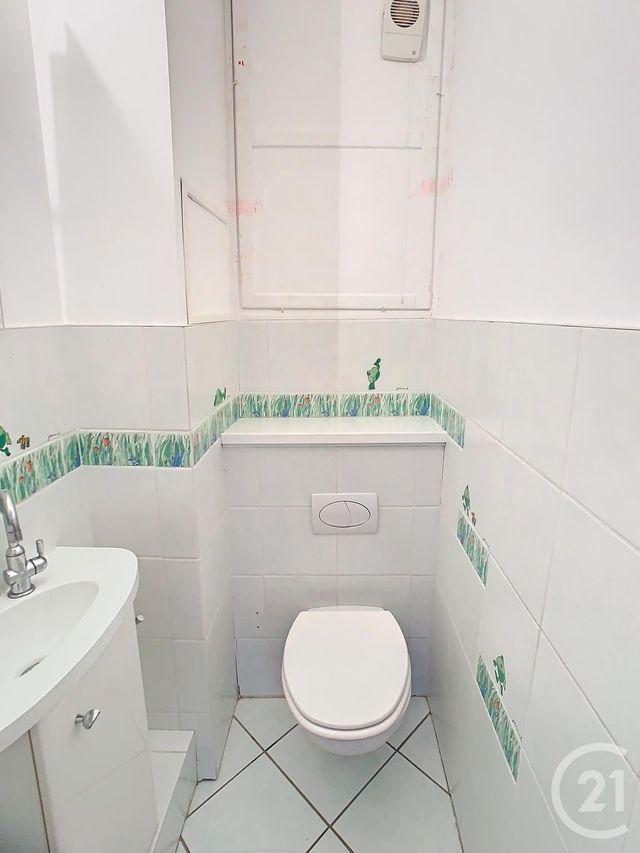 Appartement F4 &agrave; louer - 4 pi&egrave;ces - 97,50 m2 - Nancy - 54 - LORRAINE