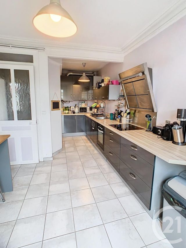 Appartement F4 &agrave; louer - 4 pi&egrave;ces - 97,50 m2 - Nancy - 54 - LORRAINE