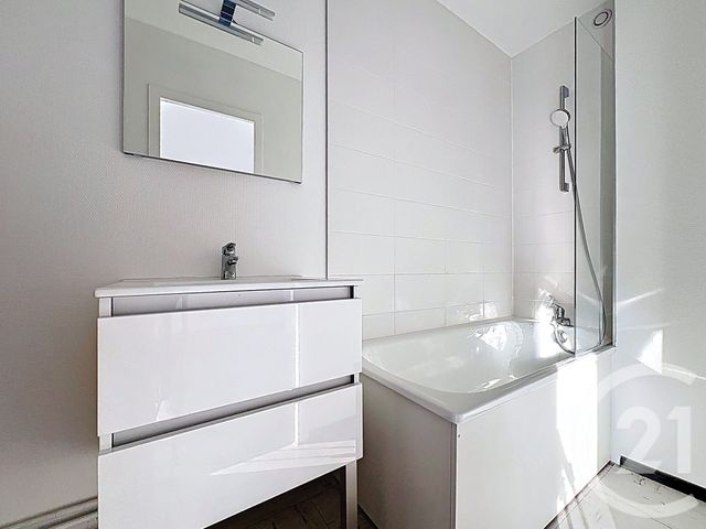 Appartement F1 &agrave; louer - 1 pi&egrave;ce - 25 m2 - Nancy - 54 - LORRAINE