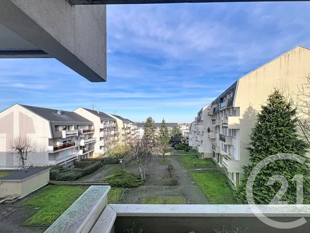 Appartement F4 &agrave; louer - 4 pi&egrave;ces - 80,37 m2 - Villers Les Nancy - 54 - LORRAINE