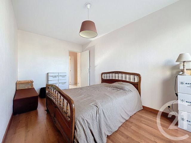 Appartement F4 &agrave; louer - 4 pi&egrave;ces - 80,37 m2 - Villers Les Nancy - 54 - LORRAINE