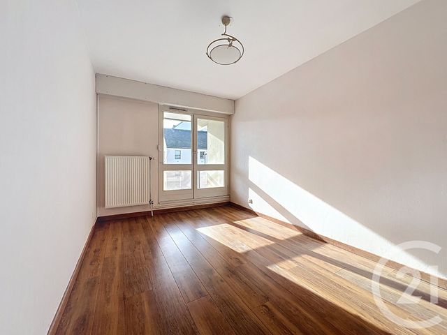 Appartement F4 &agrave; louer - 4 pi&egrave;ces - 80,37 m2 - Villers Les Nancy - 54 - LORRAINE