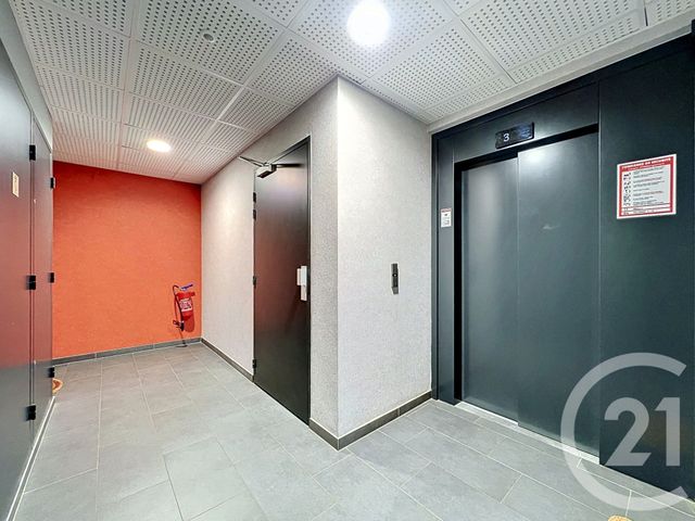 Appartement F2 &agrave; louer - 2 pi&egrave;ces - 43 m2 - Vandoeuvre Les Nancy - 54 - LORRAINE