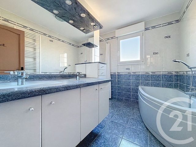 Maison &agrave; louer - 6 pi&egrave;ces - 146,38 m2 - Champigneulles - 54 - LORRAINE