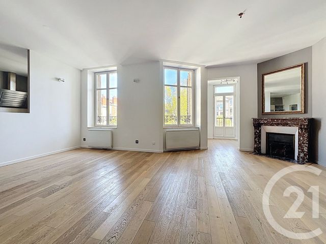 Appartement F4 &agrave; louer - 4 pi&egrave;ces - 93,38 m2 - Nancy - 54 - LORRAINE