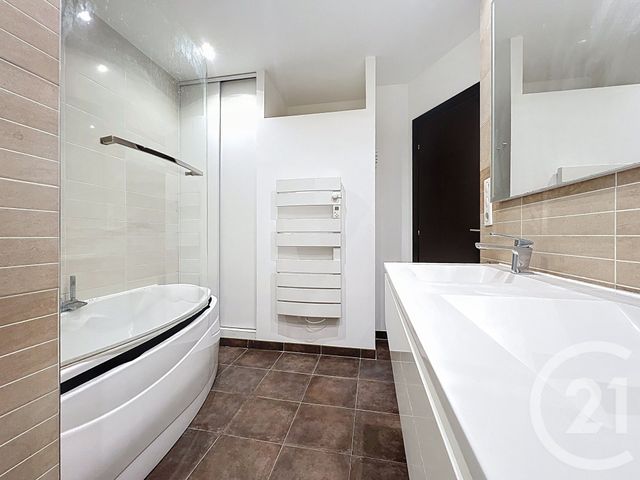 Appartement F4 &agrave; louer - 4 pi&egrave;ces - 93,38 m2 - Nancy - 54 - LORRAINE