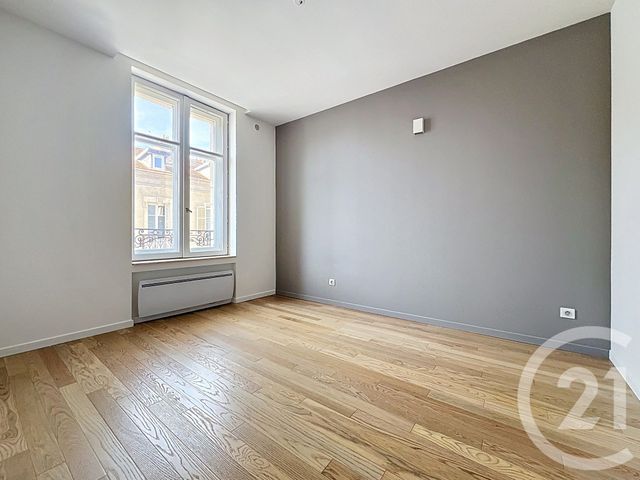 Appartement F4 &agrave; louer - 4 pi&egrave;ces - 93,38 m2 - Nancy - 54 - LORRAINE