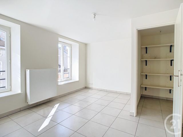 Appartement F3 &agrave; louer - 3 pi&egrave;ces - 75,19 m2 - Champigneulles - 54 - LORRAINE