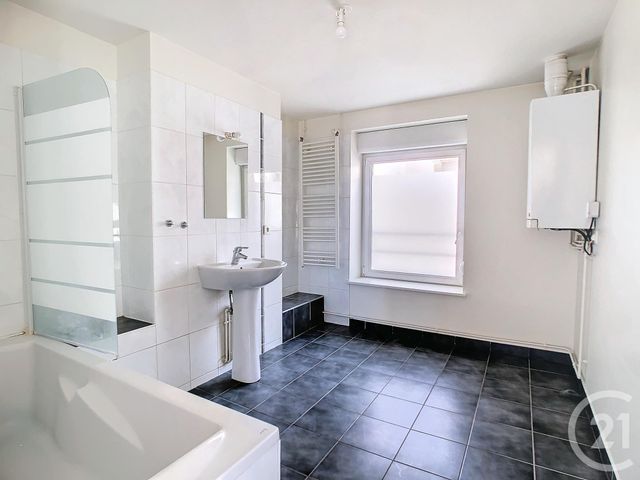 Appartement F3 &agrave; louer - 3 pi&egrave;ces - 75,19 m2 - Champigneulles - 54 - LORRAINE