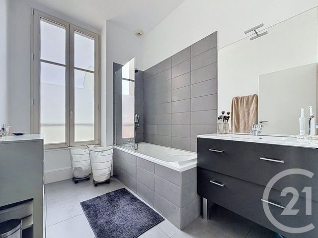 Appartement F3 &agrave; louer - 3 pi&egrave;ces - 82,85 m2 - Nancy - 54 - LORRAINE