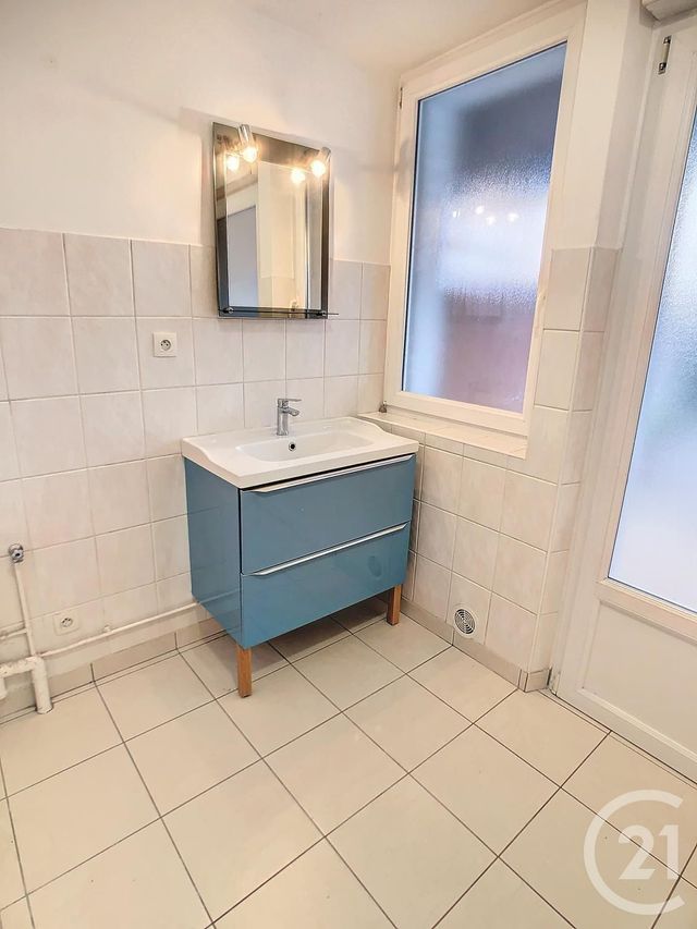 Appartement F3 &agrave; louer - 3 pi&egrave;ces - 95,39 m2 - Laxou - 54 - LORRAINE