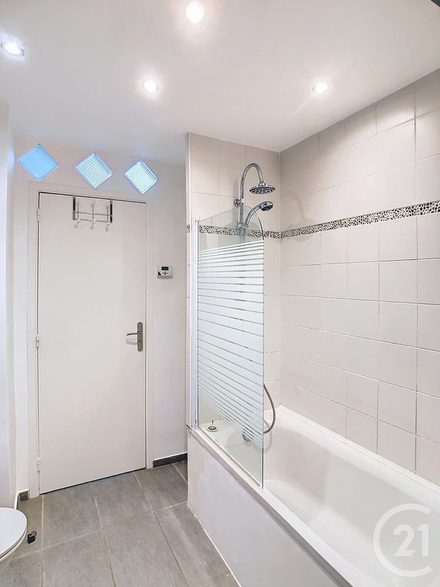 Appartement F2 &agrave; louer - 2 pi&egrave;ces - 59,75 m2 - Nancy - 54 - LORRAINE