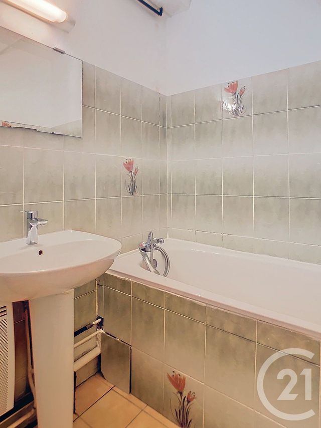 Appartement Studio &agrave; louer - 1 pi&egrave;ce - 14,38 m2 - Nancy - 54 - LORRAINE