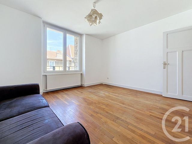 Appartement F3 &agrave; louer - 3 pi&egrave;ces - 53,40 m2 - Vandoeuvre Les Nancy - 54 - LORRAINE
