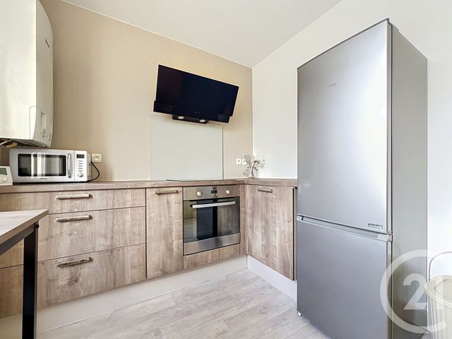 Appartement F3 &agrave; louer - 3 pi&egrave;ces - 53,40 m2 - Vandoeuvre Les Nancy - 54 - LORRAINE