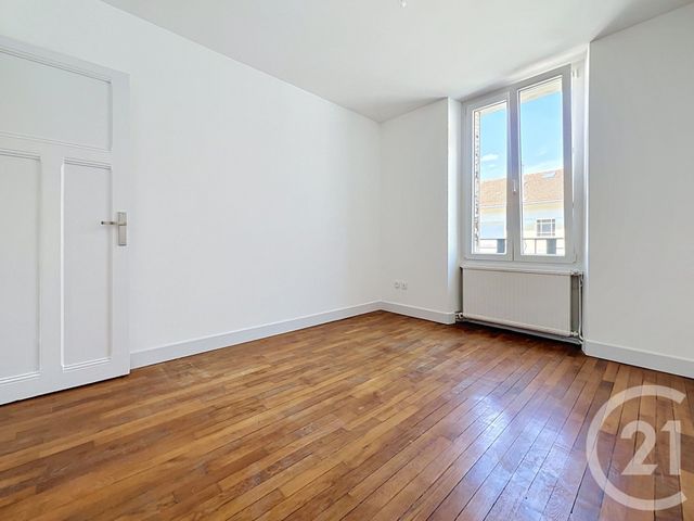 Appartement F3 &agrave; louer - 3 pi&egrave;ces - 53,40 m2 - Vandoeuvre Les Nancy - 54 - LORRAINE