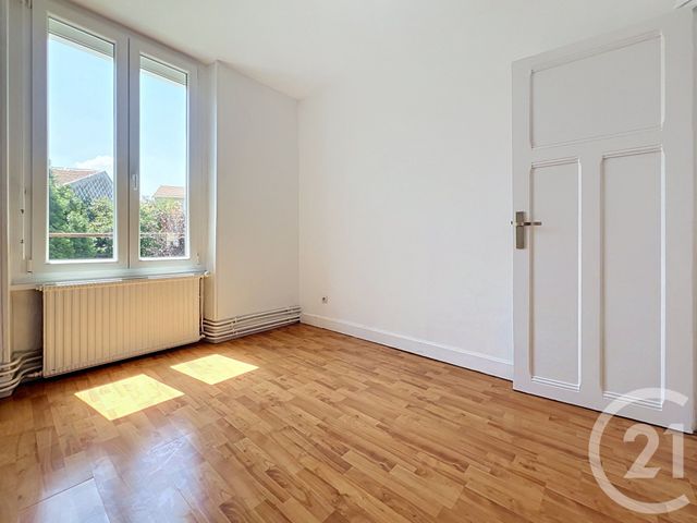 Appartement F3 &agrave; louer - 3 pi&egrave;ces - 53,40 m2 - Vandoeuvre Les Nancy - 54 - LORRAINE