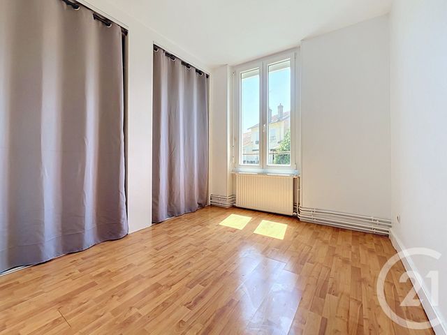 Appartement F3 &agrave; louer - 3 pi&egrave;ces - 53,40 m2 - Vandoeuvre Les Nancy - 54 - LORRAINE
