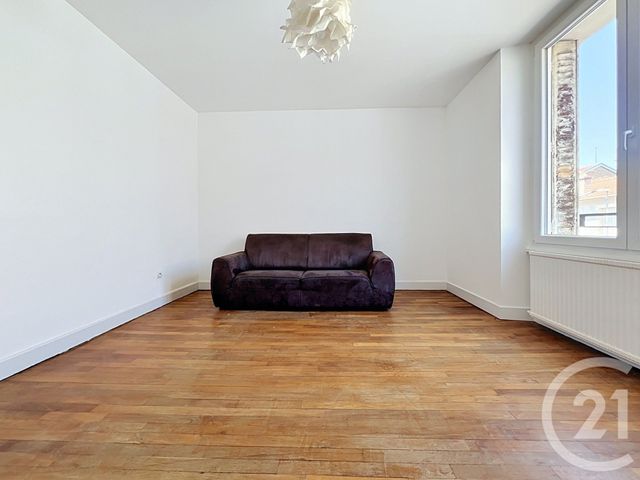 Appartement F3 &agrave; louer - 3 pi&egrave;ces - 53,40 m2 - Vandoeuvre Les Nancy - 54 - LORRAINE