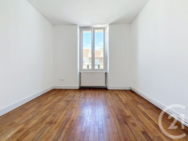 Appartement F3 &agrave; louer - 3 pi&egrave;ces - 53,40 m2 - Vandoeuvre Les Nancy - 54 - LORRAINE