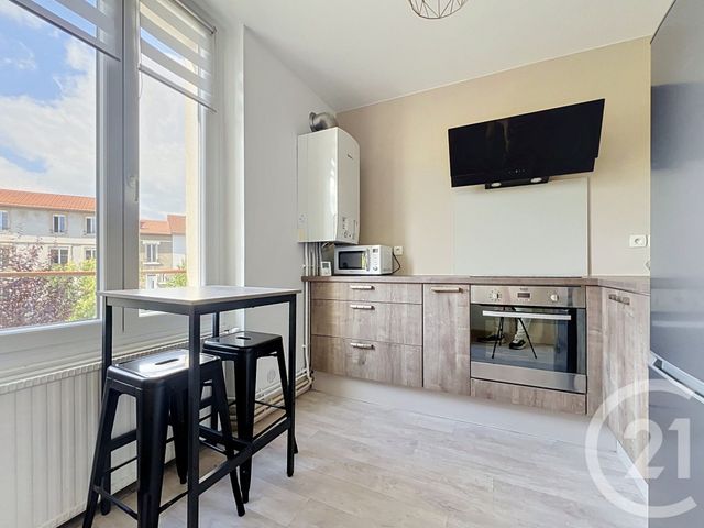 Appartement F3 &agrave; louer - 3 pi&egrave;ces - 53,40 m2 - Vandoeuvre Les Nancy - 54 - LORRAINE