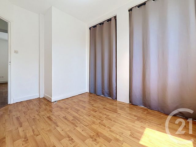 Appartement F3 &agrave; louer - 3 pi&egrave;ces - 53,40 m2 - Vandoeuvre Les Nancy - 54 - LORRAINE