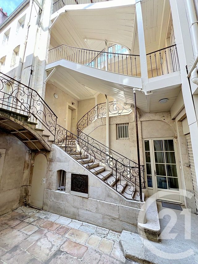 Appartement F3 &agrave; louer - 3 pi&egrave;ces - 83 m2 - Nancy - 54 - LORRAINE