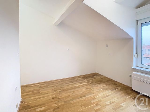 Appartement Studio &agrave; louer - 1 pi&egrave;ce - 12,10 m2 - Nancy - 54 - LORRAINE