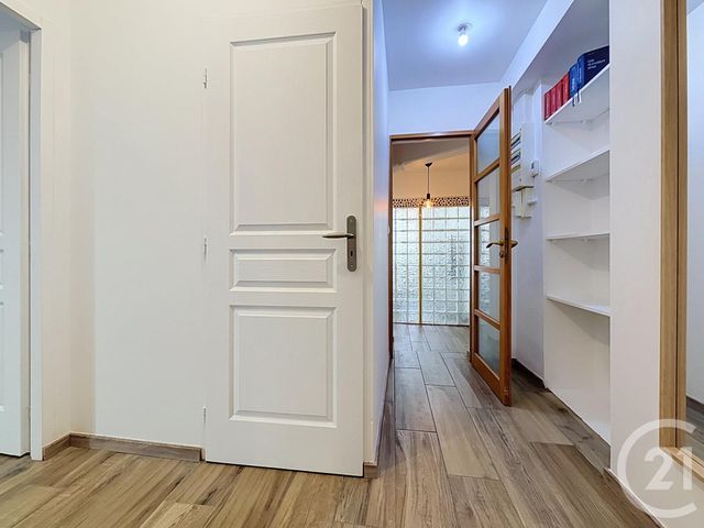 Appartement &agrave; vendre - 2 pi&egrave;ces - 65,71 m2 - Nancy - 54 - LORRAINE