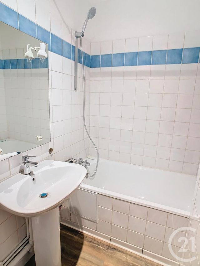 Appartement F2 &agrave; louer - 2 pi&egrave;ces - 27,60 m2 - Maxeville - 54 - LORRAINE