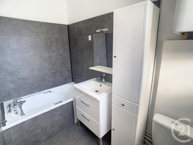 Appartement F3 &agrave; louer - 3 pi&egrave;ces - 60,40 m2 - Nancy - 54 - LORRAINE