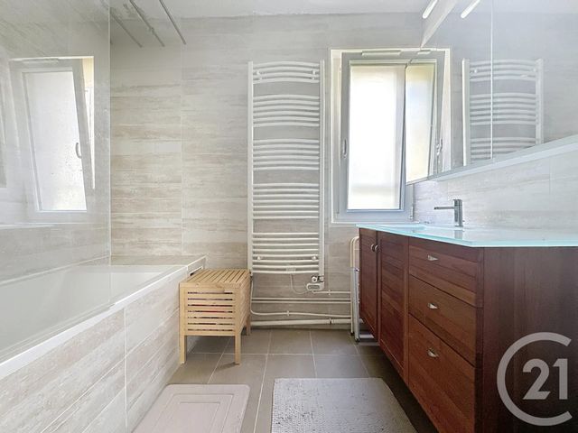 Appartement Triplex à vendre - 7 pièces - 155,07 m2 - Paris - 75012 - ILE-DE-FRANCE