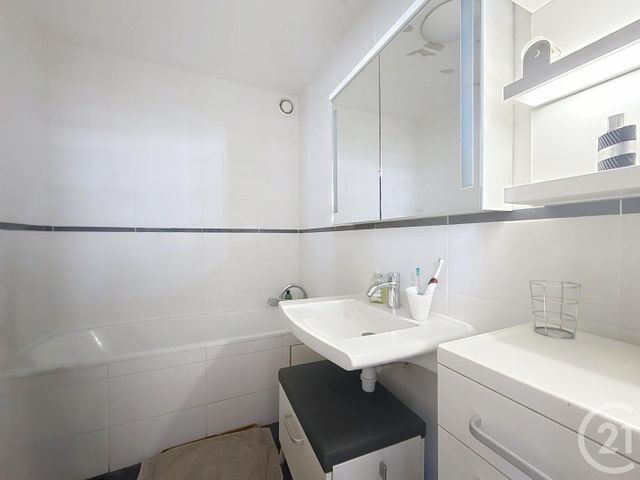 Appartement F4 &agrave; vendre - 4 pi&egrave;ces - 92,15 m2 - Paris - 75012 - ILE-DE-FRANCE