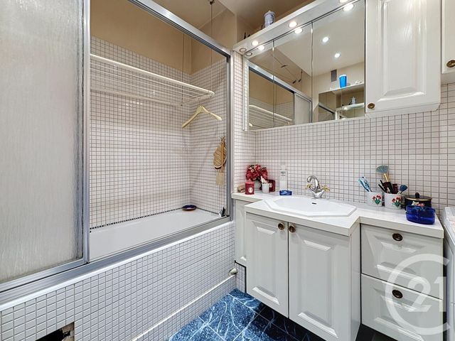 Appartement &agrave; vendre - 4 pi&egrave;ces - 76,13 m2 - Paris - 75020 - ILE-DE-FRANCE
