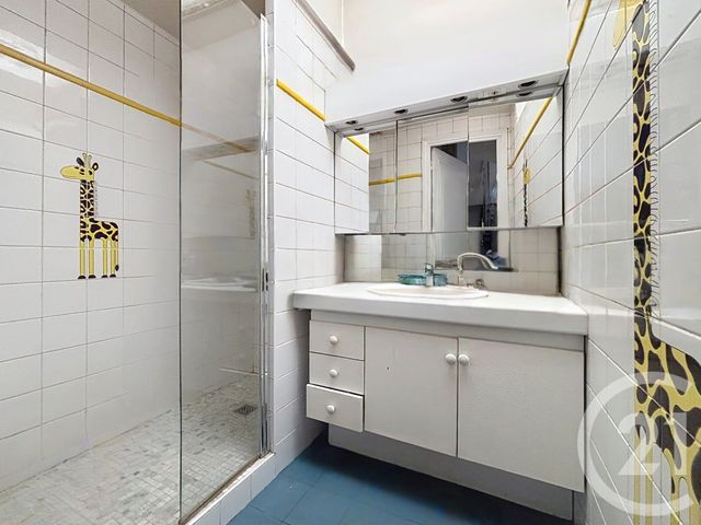 Appartement F4 &agrave; vendre - 4 pi&egrave;ces - 66,40 m2 - Paris - 75020 - ILE-DE-FRANCE
