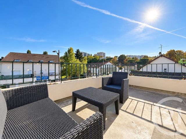 Appartement 3 pièces 44 m² · à Viry-Châtillon · 44,3 m² · 179 000 €