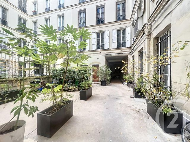 Appartement F6 à vendre - 6 pièces - 134 m2 - Paris - 75010 - ILE-DE-FRANCE