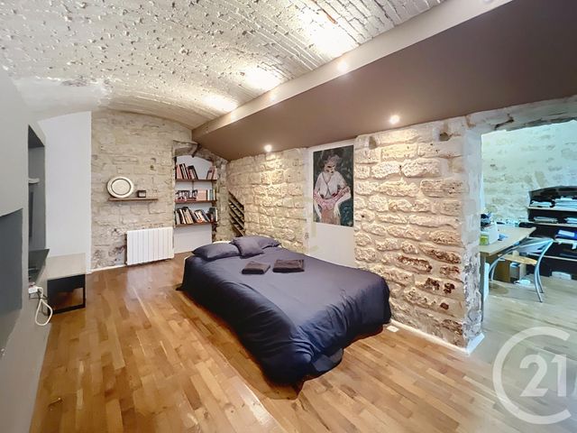 Appartement F4 à vendre - 4 pièces - 71,19 m2 - Paris - 75010 - ILE-DE-FRANCE