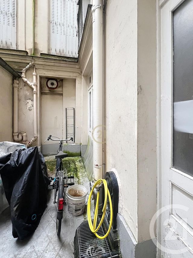 Appartement F2 à vendre - 3 pièces - 54,50 m2 - Paris - 75010 - ILE-DE-FRANCE