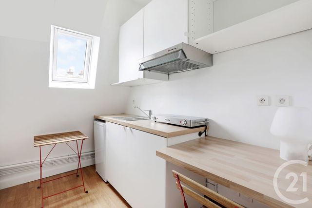 Chambre à vendre - 1 pièce - 7,65 m2 - Paris - 75010 - ILE-DE-FRANCE