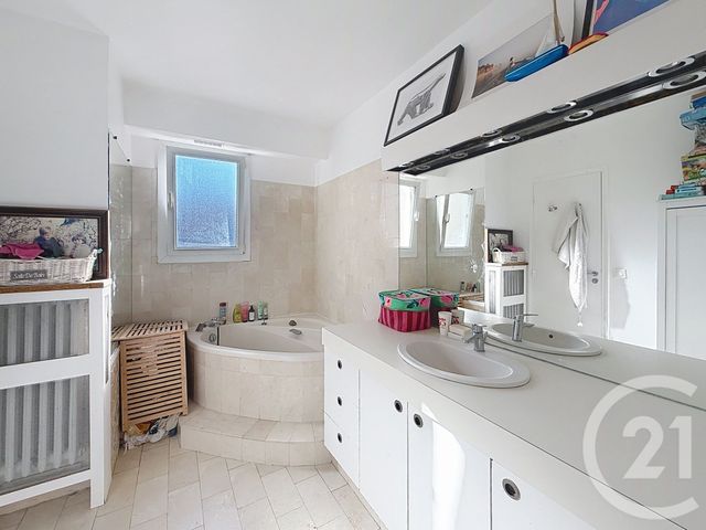 Appartement F3 &agrave; vendre - 4 pi&egrave;ces - 64,60 m2 - Paris - 75010 - ILE-DE-FRANCE