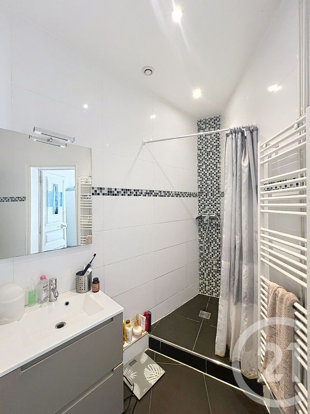 Appartement F3 &agrave; vendre - 3 pi&egrave;ces - 74,25 m2 - Paris - 75010 - ILE-DE-FRANCE