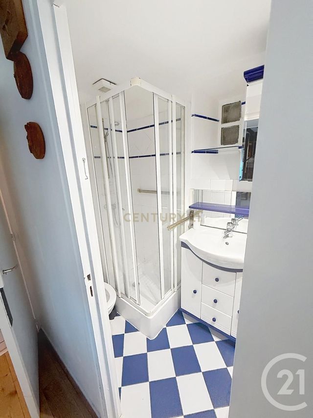 Appartement F2 &agrave; louer - 2 pi&egrave;ces - 41,05 m2 - Paris - 75010 - ILE-DE-FRANCE