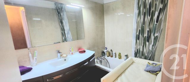 Appartement F3 à vendre - 3 pièces - 68,82 m2 - Paris - 75019 - ILE-DE-FRANCE